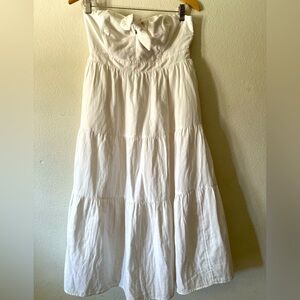Strapless Flowy Midi White Summer Dress. NWT
